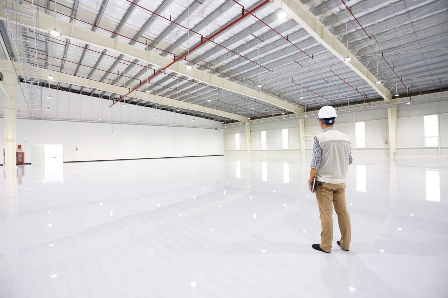 white epoxy resin floor in warehouse
